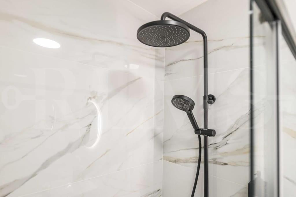 Bright And Modern Apartment By Rems Malaga Ngoại thất bức ảnh
