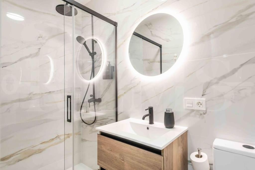 Bright And Modern Apartment By Rems Malaga Ngoại thất bức ảnh